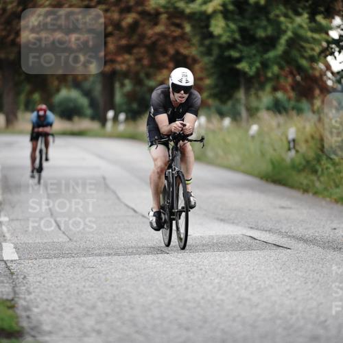 30.08.2026 - Elbe Triathlon Hamburg Michael Burmester http://msf.ph/oto/10066505 30.08.2026 09:10:43 Radfahren 258, 262, 423 meine-sportfotos.de