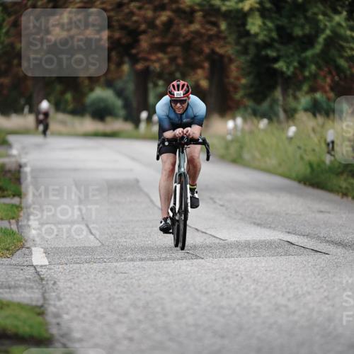 30.08.2026 - Elbe Triathlon Hamburg Michael Burmester http://msf.ph/oto/10066515 30.08.2026 09:10:46 Radfahren 258, 262 meine-sportfotos.de