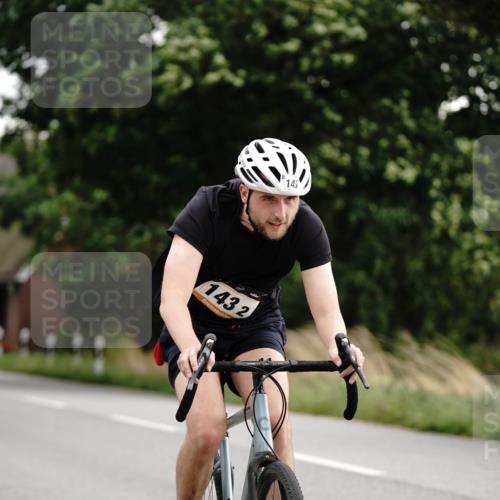 30.08.2026 - Elbe Triathlon Hamburg Michael Burmester http://msf.ph/oto/10066524 30.08.2026 15:23:40 Radfahren  meine-sportfotos.de