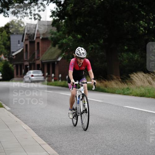30.08.2026 - Elbe Triathlon Hamburg Michael Burmester http://msf.ph/oto/10066533 30.08.2026 15:23:50 Radfahren  meine-sportfotos.de