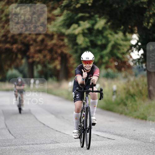 30.08.2026 - Elbe Triathlon Hamburg Michael Burmester http://msf.ph/oto/10066606 30.08.2026 09:11:22 Radfahren 230, 255, 338 meine-sportfotos.de