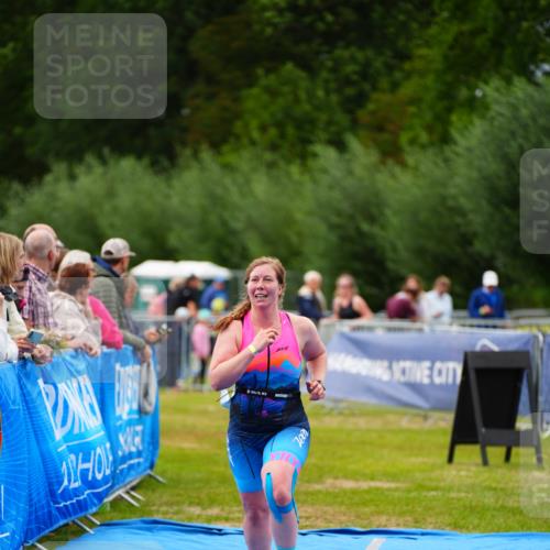 30.08.2026 - Elbe Triathlon Hamburg LAZAROV Photography http://msf.ph/oto/10066624 30.08.2026 12:19:32 Ziel 1504, 1623 meine-sportfotos.de