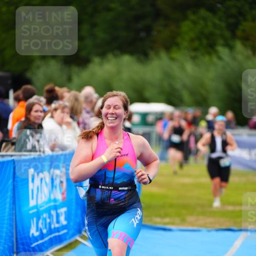 30.08.2026 - Elbe Triathlon Hamburg LAZAROV Photography http://msf.ph/oto/10066644 30.08.2026 12:19:34 Ziel 1504, 1623 meine-sportfotos.de