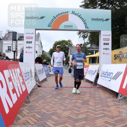 30.08.2026 - Blankeneser Heldenlauf Lena Gebhardt http://msf.ph/oto/10066645 30.08.2026 12:57:38 Ziel 4109, 4217 meine-sportfotos.de