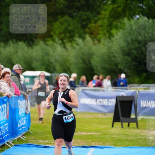 30.08.2026 - Elbe Triathlon Hamburg LAZAROV Photography http://msf.ph/oto/10066654 30.08.2026 12:19:37 Ziel 1504, 1623, 1694 meine-sportfotos.de