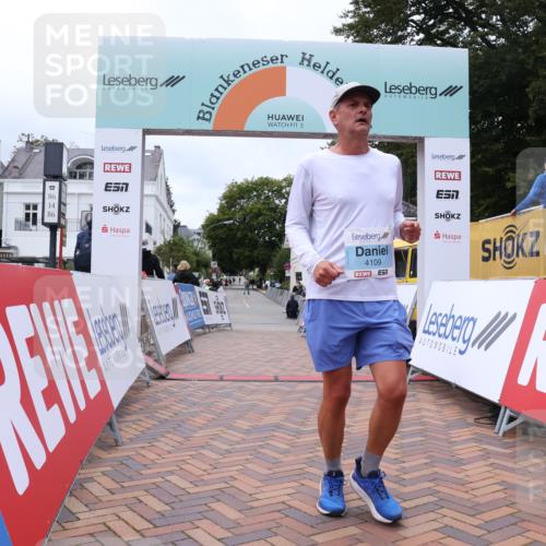 30.08.2026 - Blankeneser Heldenlauf Lena Gebhardt http://msf.ph/oto/10066656 30.08.2026 12:57:39 Ziel 4109, 4217 meine-sportfotos.de