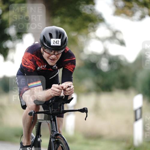 30.08.2026 - Elbe Triathlon Hamburg Michael Burmester http://msf.ph/oto/10066659 30.08.2026 09:11:50 Radfahren 242, 382 meine-sportfotos.de