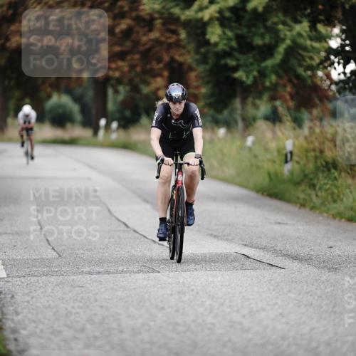 30.08.2026 - Elbe Triathlon Hamburg Michael Burmester http://msf.ph/oto/10066666 30.08.2026 09:11:53 Radfahren 261, 382 meine-sportfotos.de
