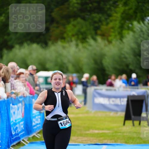 30.08.2026 - Elbe Triathlon Hamburg LAZAROV Photography http://msf.ph/oto/10066670 30.08.2026 12:19:38 Ziel 1504, 1694 meine-sportfotos.de