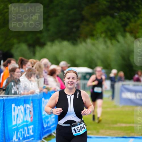 30.08.2026 - Elbe Triathlon Hamburg LAZAROV Photography http://msf.ph/oto/10066681 30.08.2026 12:19:39 Ziel 1504, 1694 meine-sportfotos.de