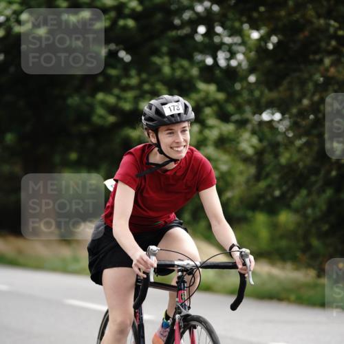 30.08.2026 - Elbe Triathlon Hamburg Michael Burmester http://msf.ph/oto/10066735 30.08.2026 15:27:57 Radfahren  meine-sportfotos.de