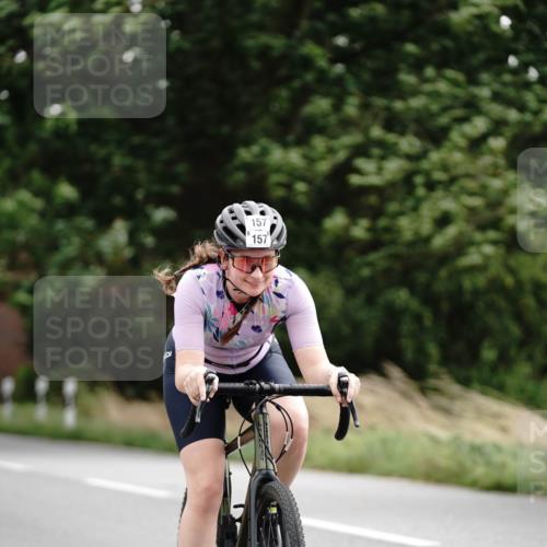 30.08.2026 - Elbe Triathlon Hamburg Michael Burmester http://msf.ph/oto/10066749 30.08.2026 15:28:27 Radfahren  meine-sportfotos.de