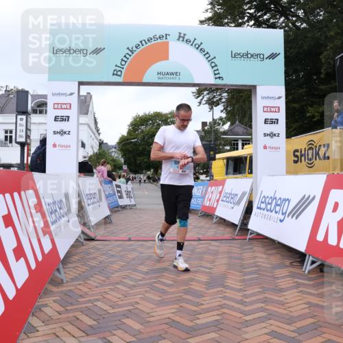 30.08.2026 - Blankeneser Heldenlauf Lena Gebhardt http://msf.ph/oto/10066756 30.08.2026 12:58:38 Ziel 4042 meine-sportfotos.de