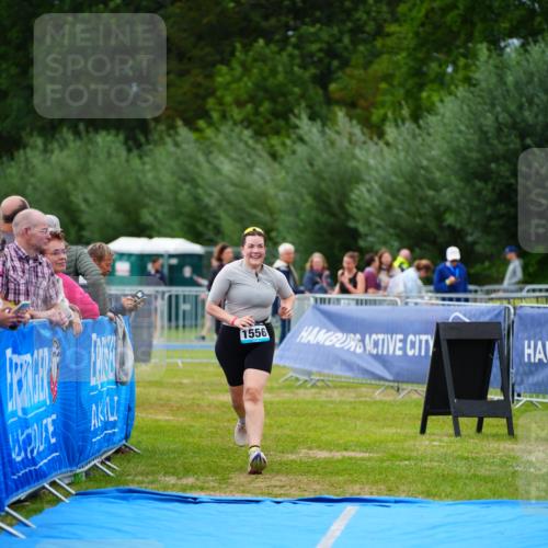 30.08.2026 - Elbe Triathlon Hamburg LAZAROV Photography http://msf.ph/oto/10066781 30.08.2026 12:20:13 Ziel 1566 meine-sportfotos.de