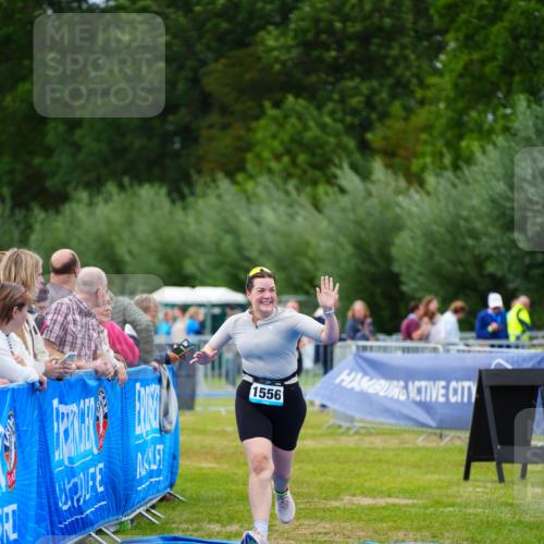 30.08.2026 - Elbe Triathlon Hamburg LAZAROV Photography http://msf.ph/oto/10066784 30.08.2026 12:20:14 Ziel 1566 meine-sportfotos.de