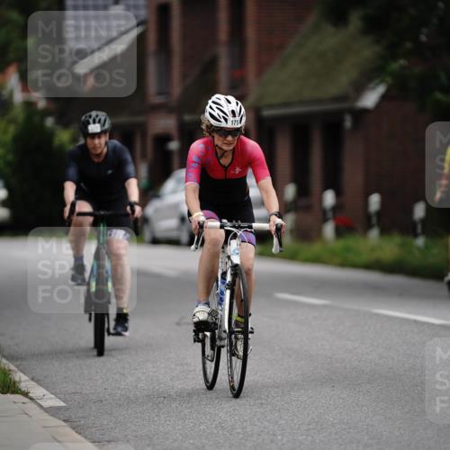 30.08.2026 - Elbe Triathlon Hamburg Michael Burmester http://msf.ph/oto/10066786 30.08.2026 15:28:44 Radfahren  meine-sportfotos.de