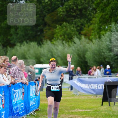 30.08.2026 - Elbe Triathlon Hamburg LAZAROV Photography http://msf.ph/oto/10066790 30.08.2026 12:20:15 Ziel 1566 meine-sportfotos.de