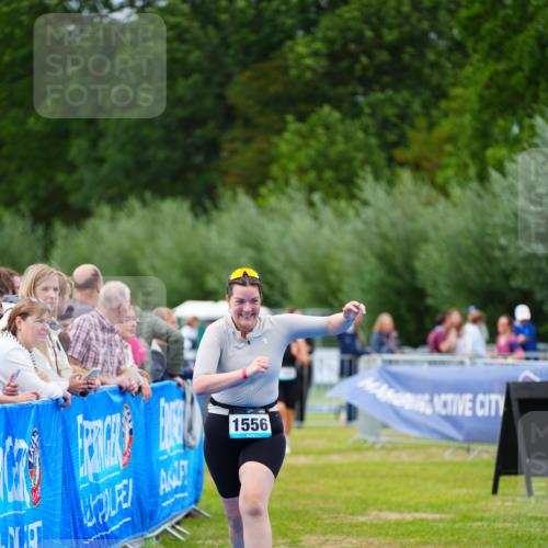30.08.2026 - Elbe Triathlon Hamburg LAZAROV Photography http://msf.ph/oto/10066799 30.08.2026 12:20:15 Ziel 1566 meine-sportfotos.de