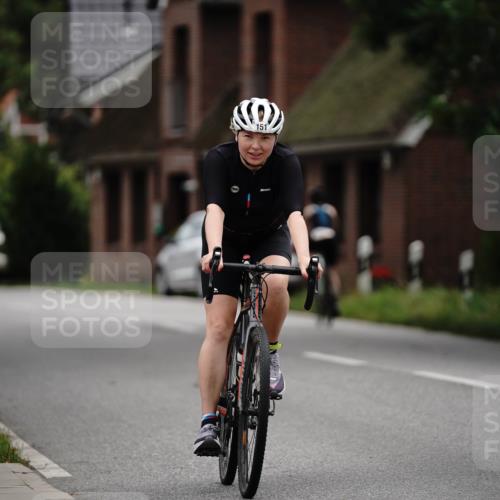 30.08.2026 - Elbe Triathlon Hamburg Michael Burmester http://msf.ph/oto/10066801 30.08.2026 15:29:02 Radfahren  meine-sportfotos.de