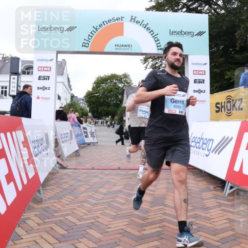 30.08.2026 - Blankeneser Heldenlauf Lena Gebhardt http://msf.ph/oto/10066803 30.08.2026 12:58:59 Ziel 4099, 4408 meine-sportfotos.de