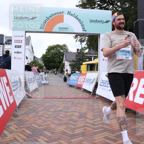 30.08.2026 - Blankeneser Heldenlauf Lena Gebhardt http://msf.ph/oto/10066818 30.08.2026 12:59:00 Ziel 4099, 4408 meine-sportfotos.de
