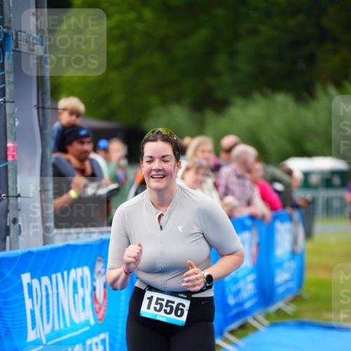 30.08.2026 - Elbe Triathlon Hamburg LAZAROV Photography http://msf.ph/oto/10066823 30.08.2026 12:20:17 Ziel 1541, 1566, 1635 meine-sportfotos.de
