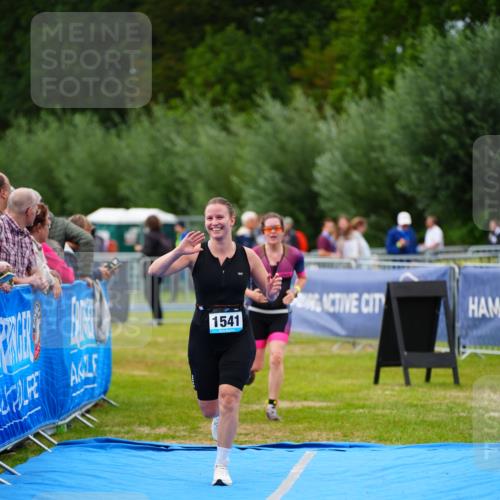 30.08.2026 - Elbe Triathlon Hamburg LAZAROV Photography http://msf.ph/oto/10066834 30.08.2026 12:20:22 Ziel 1541, 1635 meine-sportfotos.de