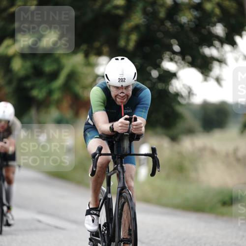 30.08.2026 - Elbe Triathlon Hamburg Michael Burmester http://msf.ph/oto/10066835 30.08.2026 09:12:50 Radfahren 202, 222, 271, 298, 366 meine-sportfotos.de