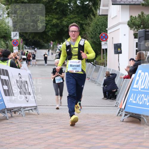 30.08.2026 - Blankeneser Heldenlauf Lena Gebhardt http://msf.ph/oto/10066841 30.08.2026 12:59:28 Ziel 4250 meine-sportfotos.de