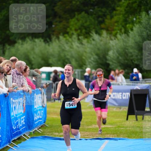 30.08.2026 - Elbe Triathlon Hamburg LAZAROV Photography http://msf.ph/oto/10066842 30.08.2026 12:20:22 Ziel 1541, 1635 meine-sportfotos.de