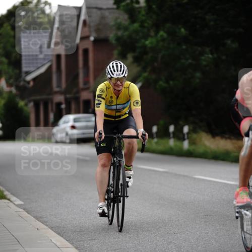 30.08.2026 - Elbe Triathlon Hamburg Michael Burmester http://msf.ph/oto/10066845 30.08.2026 15:30:11 Radfahren  meine-sportfotos.de