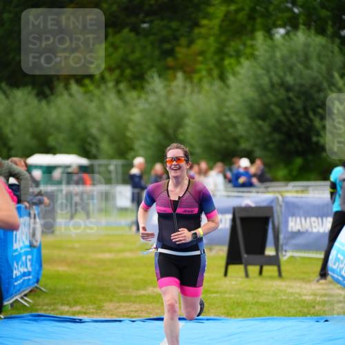 30.08.2026 - Elbe Triathlon Hamburg LAZAROV Photography http://msf.ph/oto/10066862 30.08.2026 12:20:24 Ziel 1541, 1635 meine-sportfotos.de