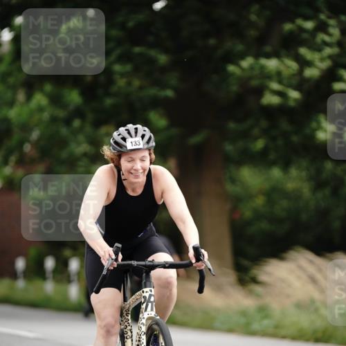30.08.2026 - Elbe Triathlon Hamburg Michael Burmester http://msf.ph/oto/10066903 30.08.2026 15:31:05 Radfahren  meine-sportfotos.de