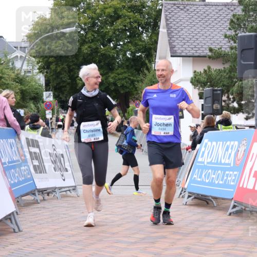 30.08.2026 - Blankeneser Heldenlauf Lena Gebhardt http://msf.ph/oto/10066904 30.08.2026 12:59:34 Ziel 4121, 4250, 4434 meine-sportfotos.de