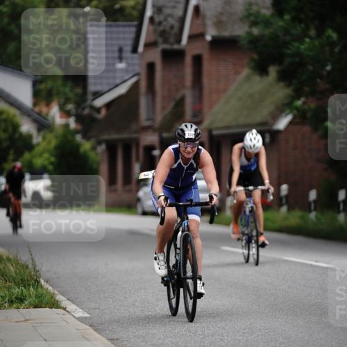 30.08.2026 - Elbe Triathlon Hamburg Michael Burmester http://msf.ph/oto/10066920 30.08.2026 15:31:54 Radfahren  meine-sportfotos.de