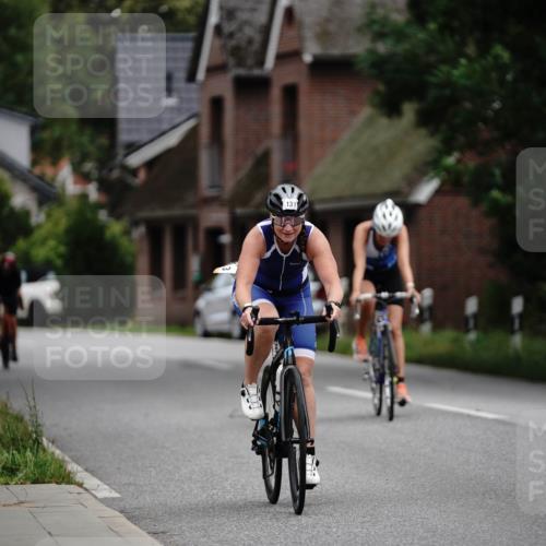 30.08.2026 - Elbe Triathlon Hamburg Michael Burmester http://msf.ph/oto/10066925 30.08.2026 15:31:54 Radfahren  meine-sportfotos.de