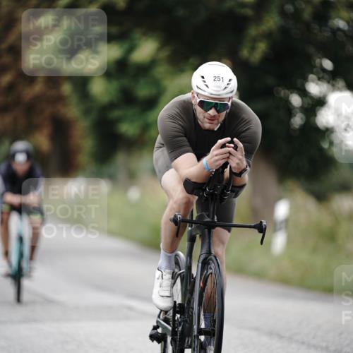 30.08.2026 - Elbe Triathlon Hamburg Michael Burmester http://msf.ph/oto/10066927 30.08.2026 09:13:12 Radfahren 251, 287, 504, 512 meine-sportfotos.de
