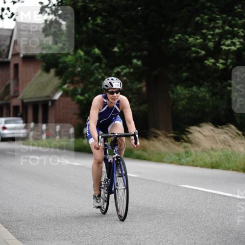 30.08.2026 - Elbe Triathlon Hamburg Michael Burmester http://msf.ph/oto/10066959 30.08.2026 15:32:00 Radfahren  meine-sportfotos.de