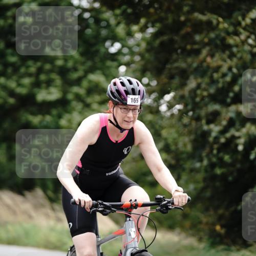 30.08.2026 - Elbe Triathlon Hamburg Michael Burmester http://msf.ph/oto/10066999 30.08.2026 15:32:44 Radfahren  meine-sportfotos.de