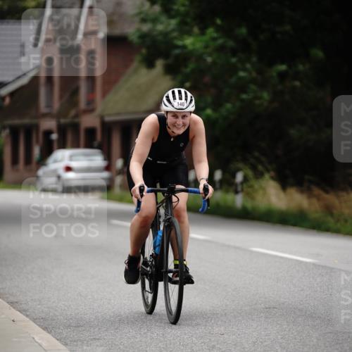 30.08.2026 - Elbe Triathlon Hamburg Michael Burmester http://msf.ph/oto/10067003 30.08.2026 15:32:57 Radfahren  meine-sportfotos.de