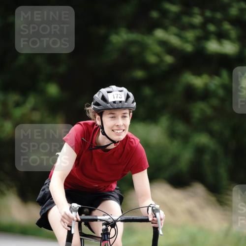 30.08.2026 - Elbe Triathlon Hamburg Michael Burmester http://msf.ph/oto/10067034 30.08.2026 15:33:08 Radfahren  meine-sportfotos.de