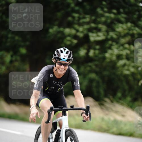 30.08.2026 - Elbe Triathlon Hamburg Michael Burmester http://msf.ph/oto/10067043 30.08.2026 15:33:23 Radfahren  meine-sportfotos.de