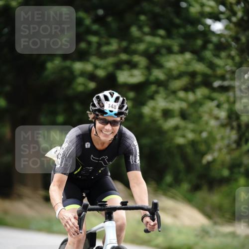 30.08.2026 - Elbe Triathlon Hamburg Michael Burmester http://msf.ph/oto/10067047 30.08.2026 15:33:23 Radfahren  meine-sportfotos.de