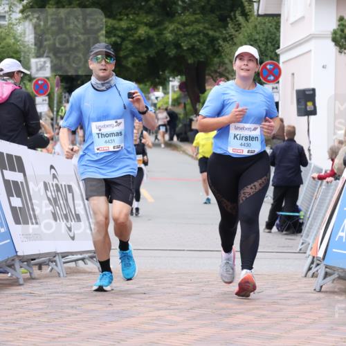 30.08.2026 - Blankeneser Heldenlauf Lena Gebhardt http://msf.ph/oto/10067060 30.08.2026 13:00:51 Ziel 4430, 4431 meine-sportfotos.de