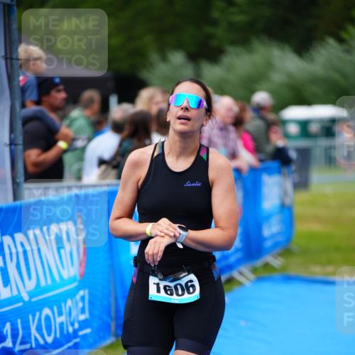 30.08.2026 - Elbe Triathlon Hamburg LAZAROV Photography http://msf.ph/oto/10067110 30.08.2026 12:21:56 Ziel 894, 1606 meine-sportfotos.de