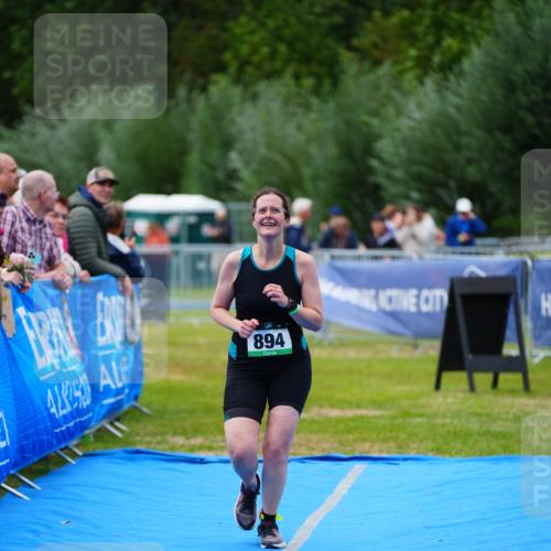 30.08.2026 - Elbe Triathlon Hamburg LAZAROV Photography http://msf.ph/oto/10067128 30.08.2026 12:22:01 Ziel 894, 1604 meine-sportfotos.de