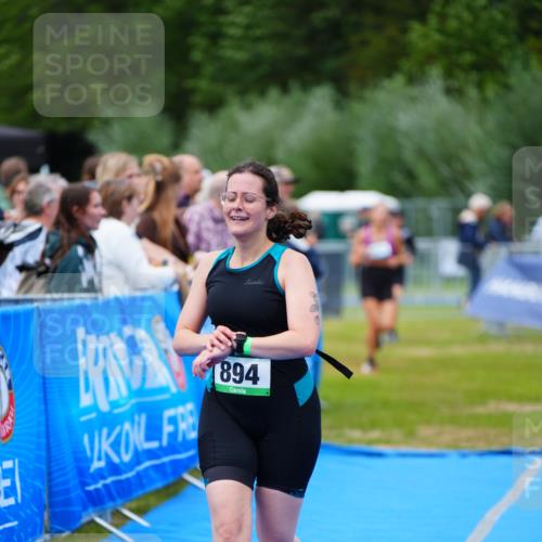 30.08.2026 - Elbe Triathlon Hamburg LAZAROV Photography http://msf.ph/oto/10067147 30.08.2026 12:22:02 Ziel 894, 1604 meine-sportfotos.de