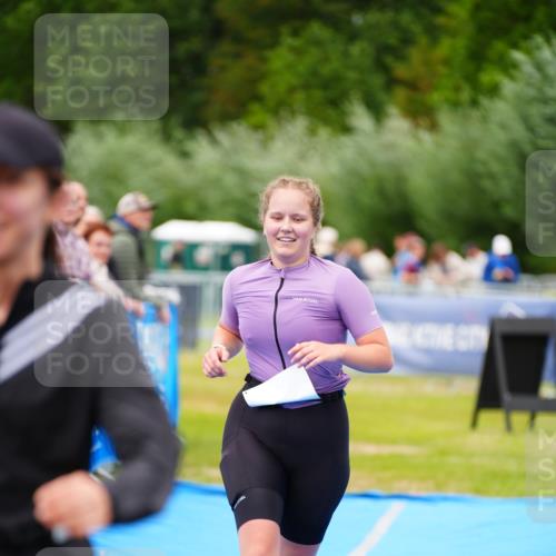 30.08.2026 - Elbe Triathlon Hamburg LAZAROV Photography http://msf.ph/oto/10067185 30.08.2026 12:22:14 Ziel 1408, 1613 meine-sportfotos.de