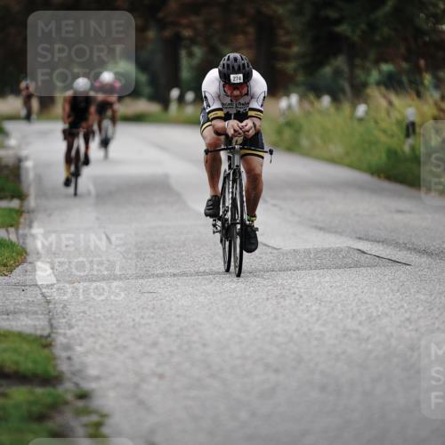 30.08.2026 - Elbe Triathlon Hamburg Michael Burmester http://msf.ph/oto/10067213 30.08.2026 09:14:55 Radfahren 186, 260, 274, 302, 425, 493 meine-sportfotos.de