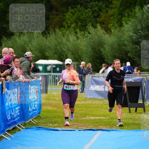 30.08.2026 - Elbe Triathlon Hamburg LAZAROV Photography http://msf.ph/oto/10067215 30.08.2026 12:22:45 Ziel 1609, 1611 meine-sportfotos.de